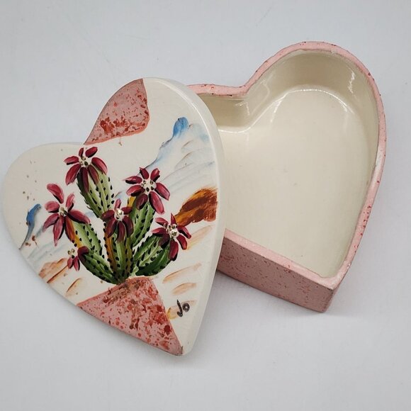 Hand Painted Heart Shaped Ceramic Trinket Box With Cactus & Flowers Design - Picture 1 of 9